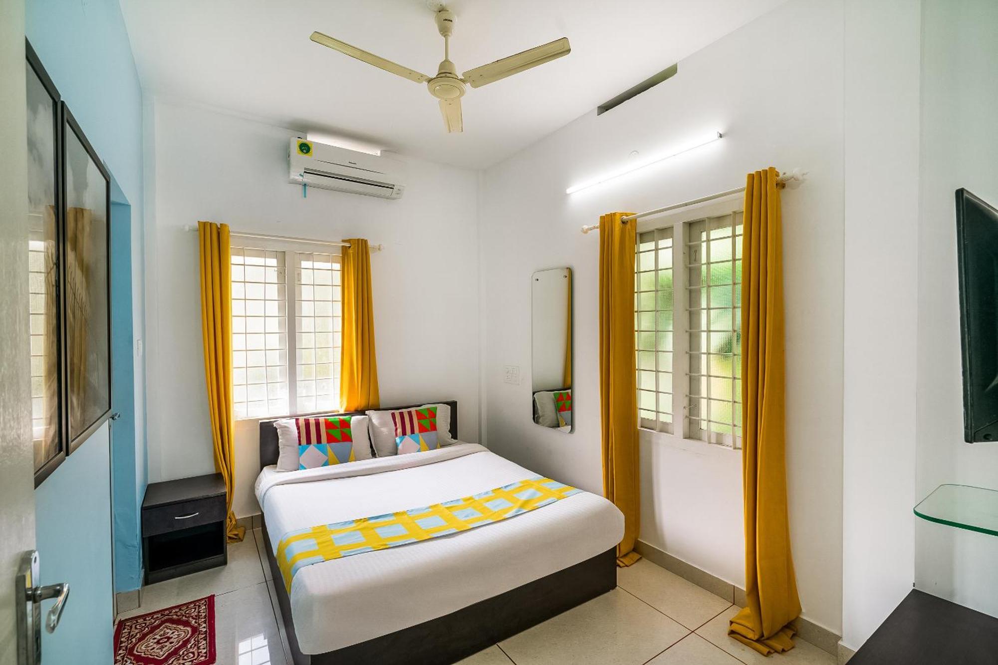 Hotel O Thykoodam Apartments Kochi Exterior photo
